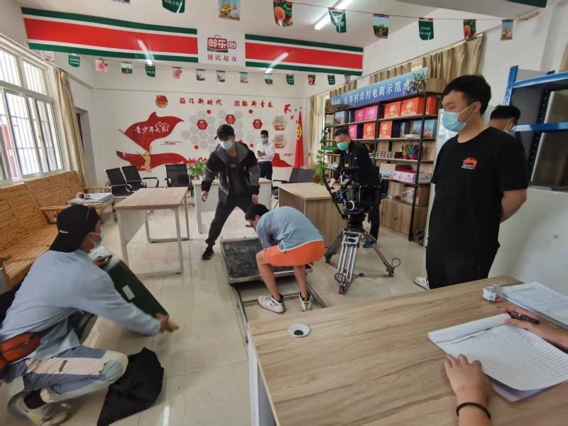 平陆县广告片拍摄公司：极简主义践行者，少即是多的视觉哲学
